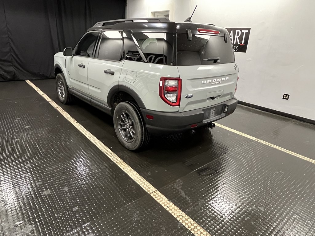 2022 Ford Bronco Image 4