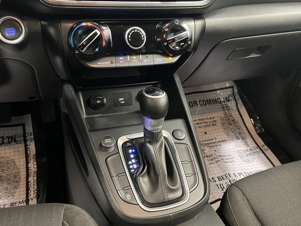 2022 Hyundai Kona Image 15