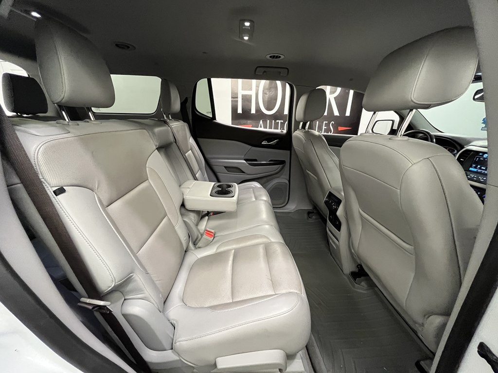 2019 GMC Acadia Image 16