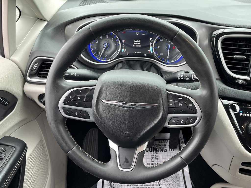 2023 Chrysler Pacifica Image 20