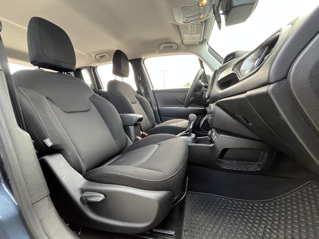 2023 Jeep Renegade Image 8