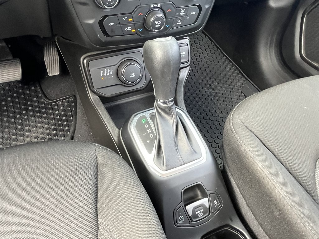 2023 Jeep Renegade Image 16