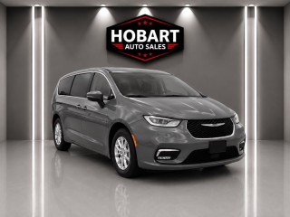 Image for 2023 Chrysler Pacifica Touring L ID: 7557811
