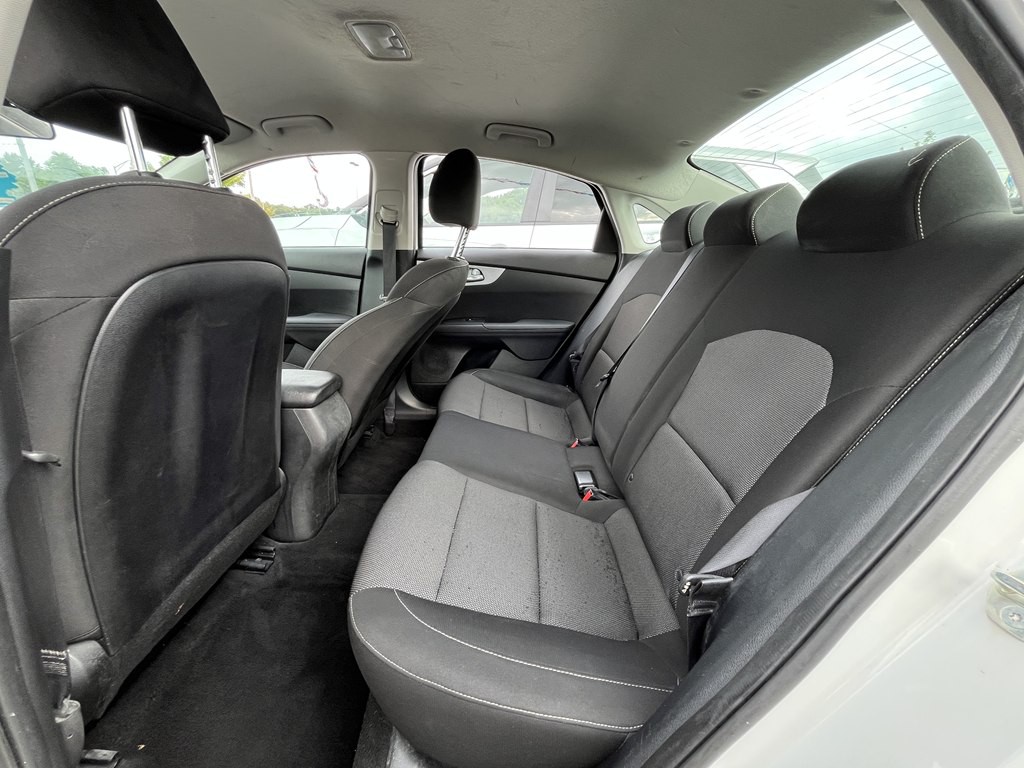 2024 Kia Forte Image 12