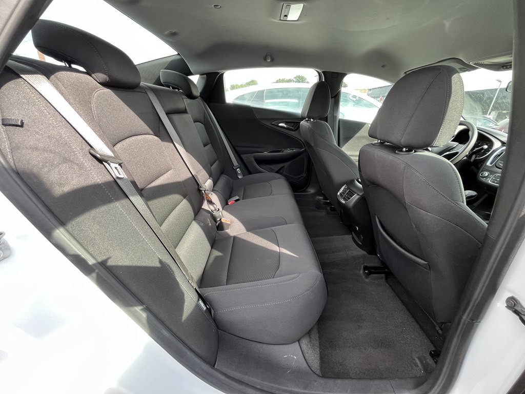 2025 Chevrolet Malibu Image 14