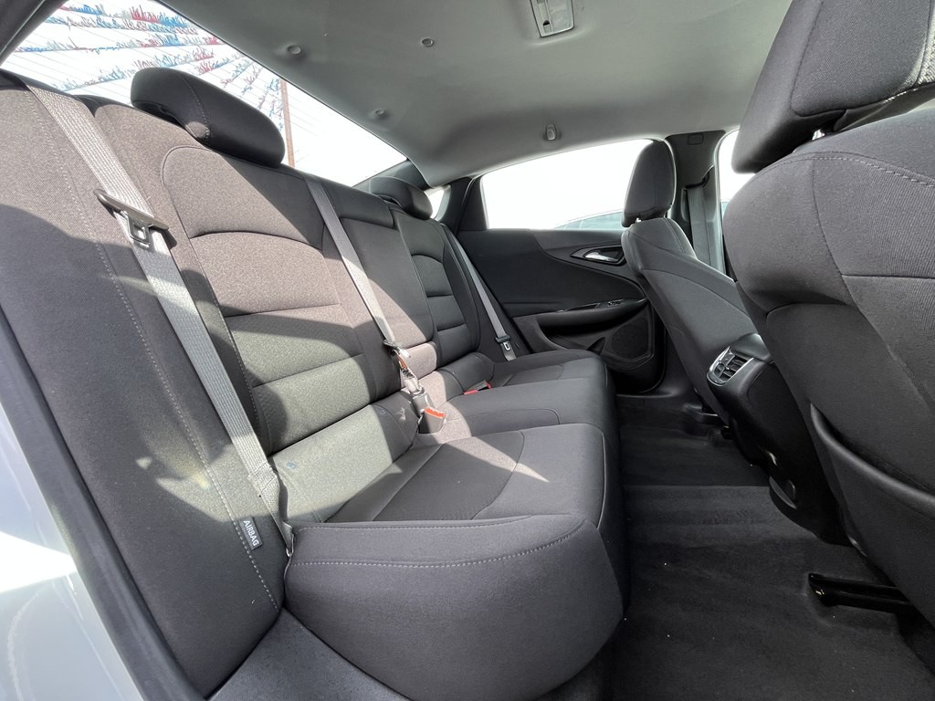 2025 Chevrolet Malibu Image 16