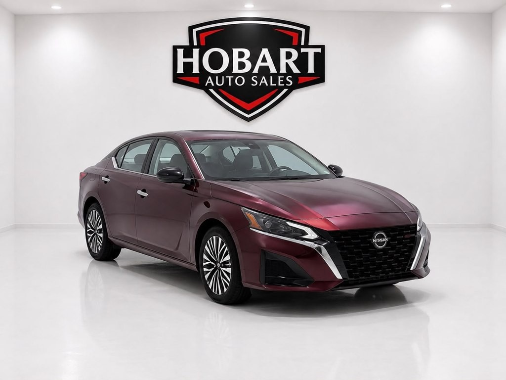2025 Nissan Altima Image 1