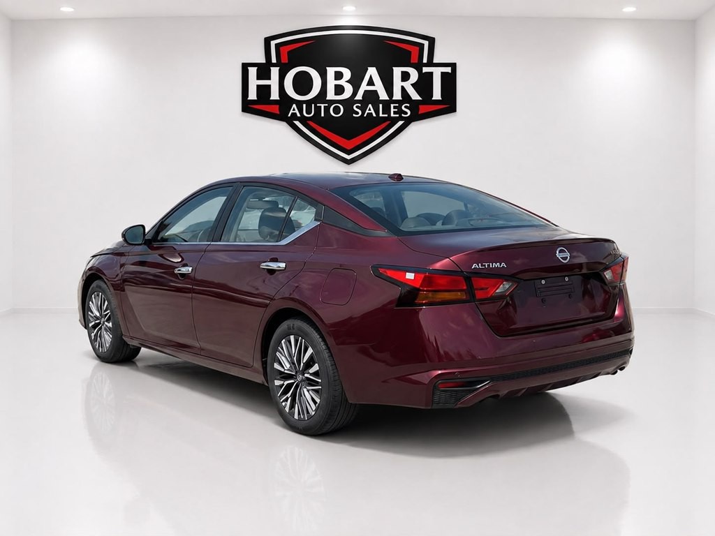2025 Nissan Altima Image 4