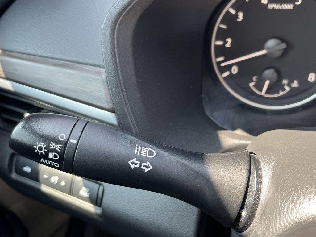 2025 Nissan Altima Image 25