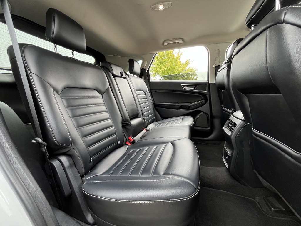2024 Ford Edge Image 17