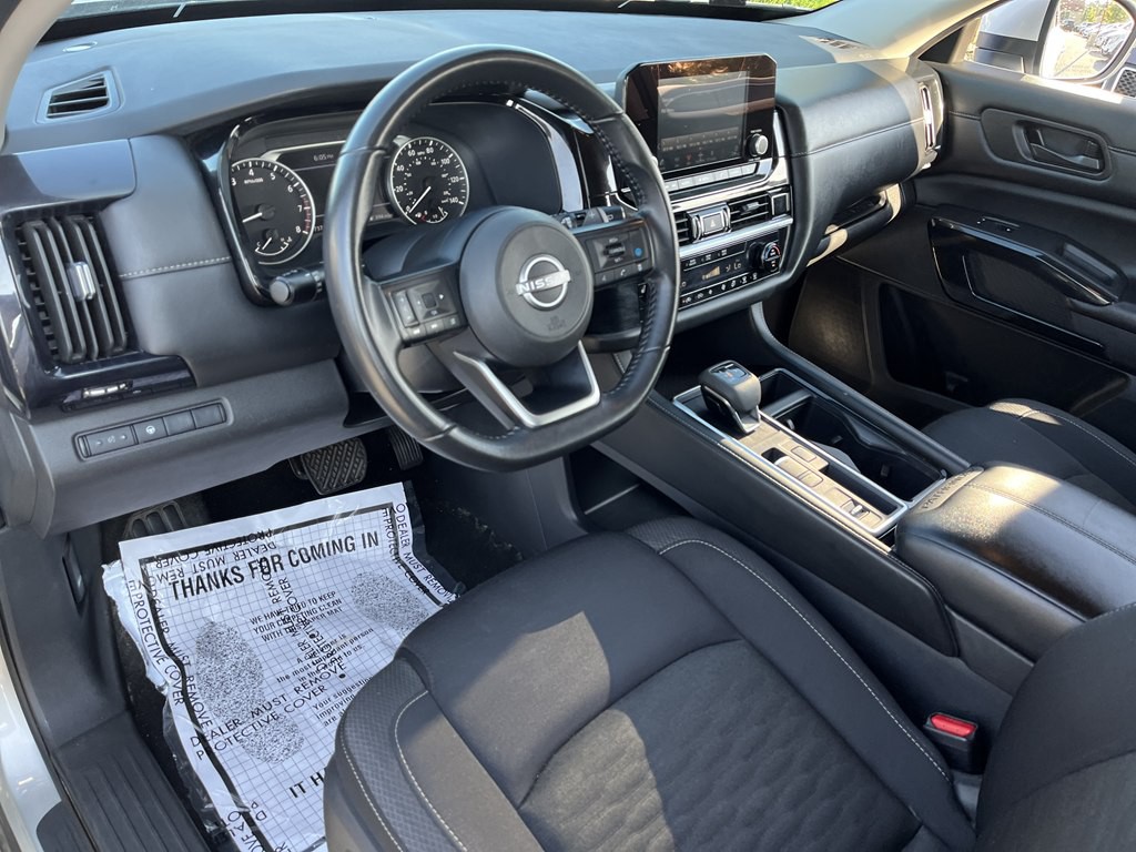 2024 Nissan Pathfinder Image 9