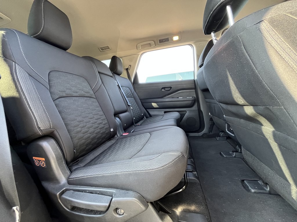 2024 Nissan Pathfinder Image 17