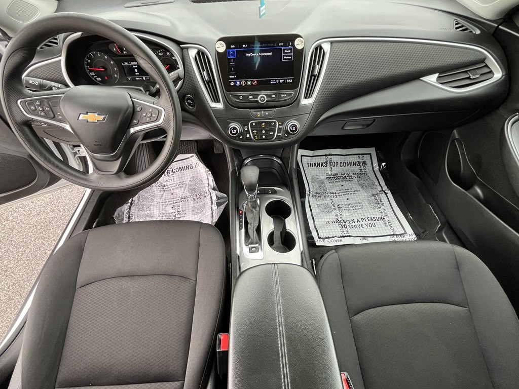 2024 Chevrolet Malibu Image 15