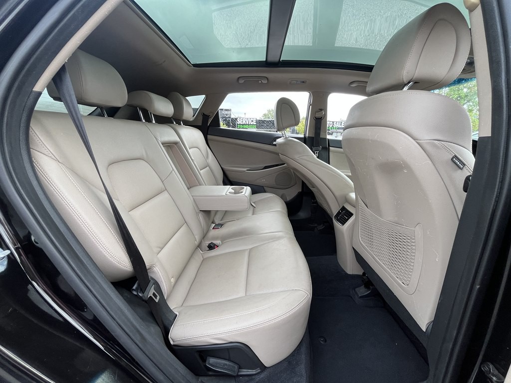 2018 Hyundai Tucson Image 16