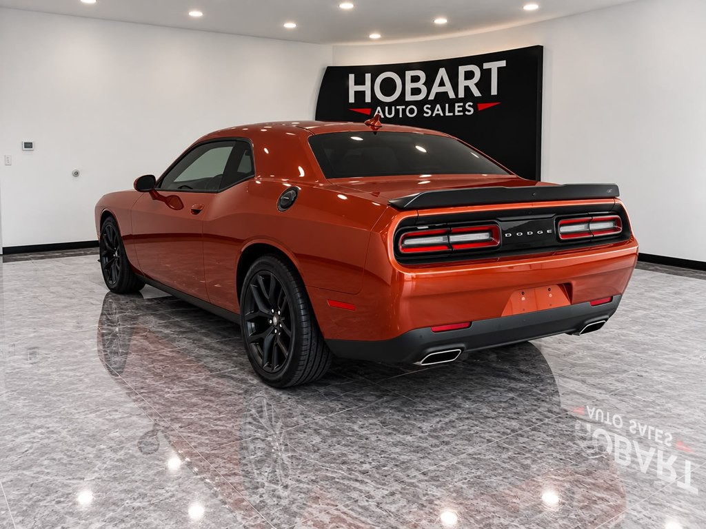2022 Dodge Challenger Image 4