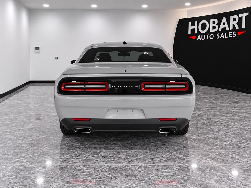 2022 Dodge Challenger Image 4