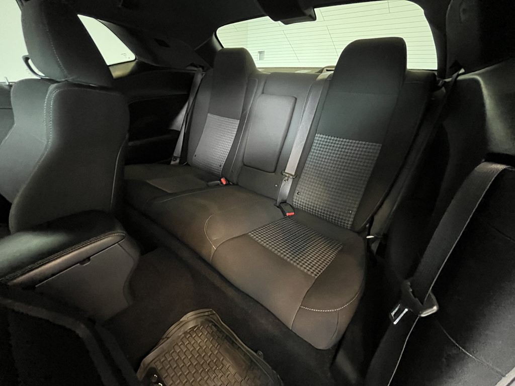 2022 Dodge Challenger Image 11