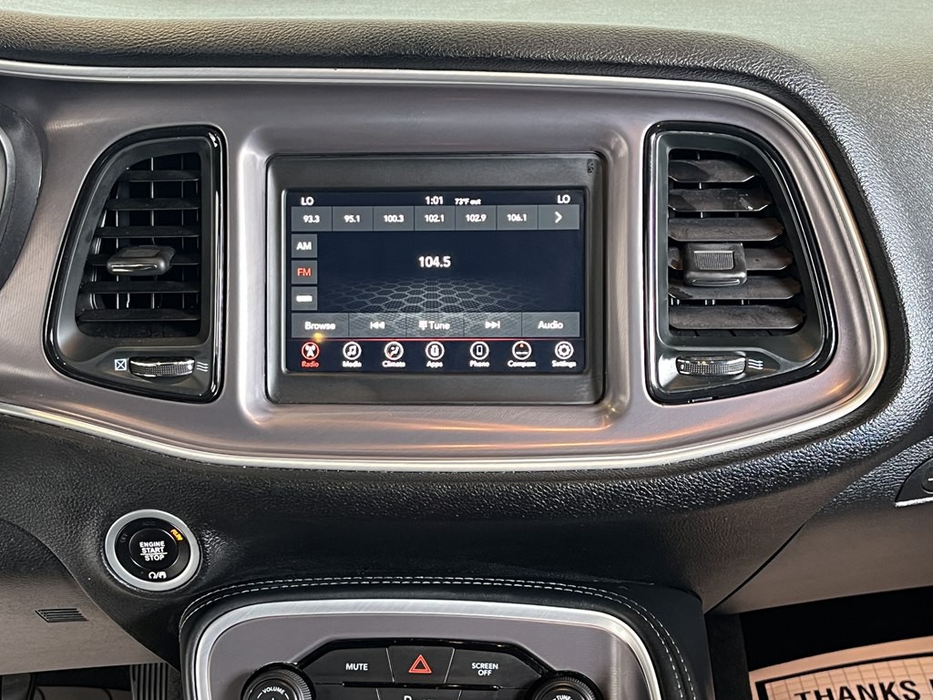2022 Dodge Challenger Image 15