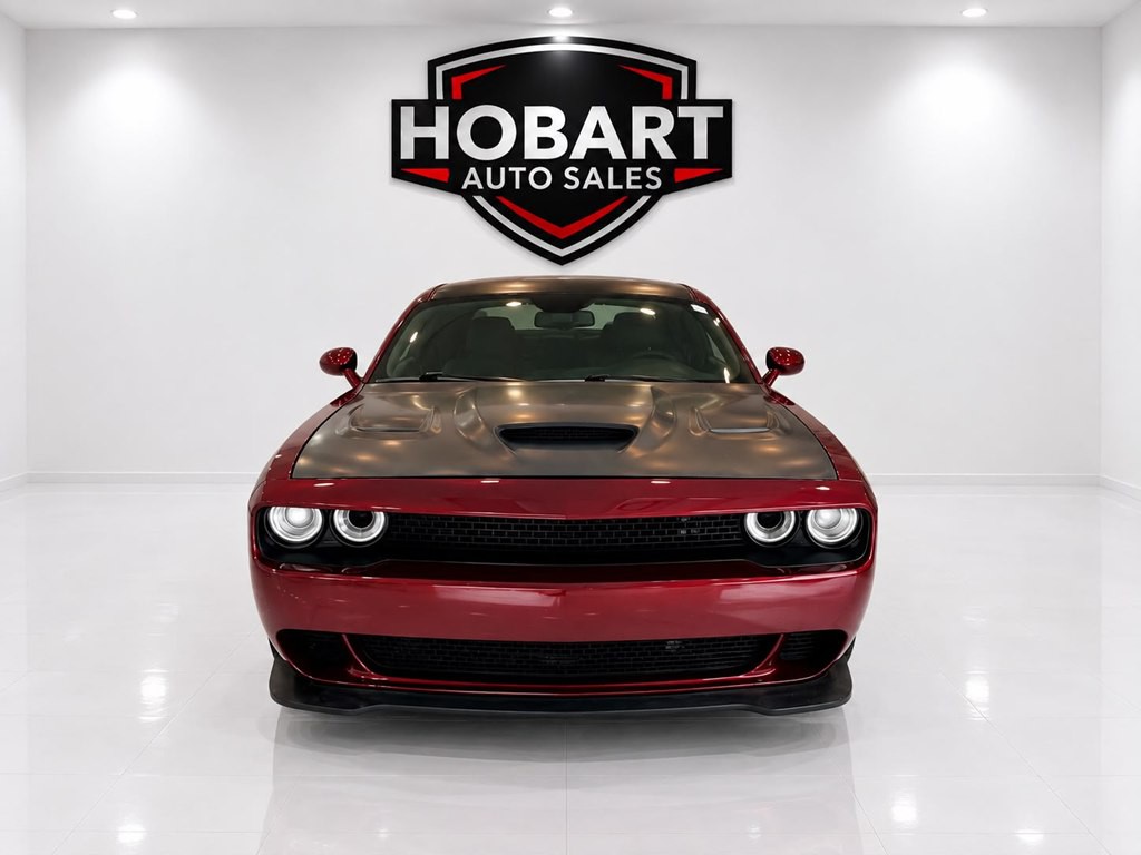 2017 Dodge Challenger Image 2