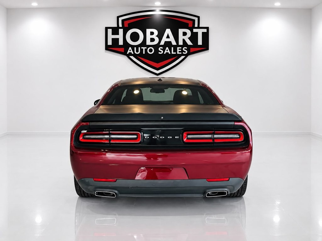 2017 Dodge Challenger Image 5