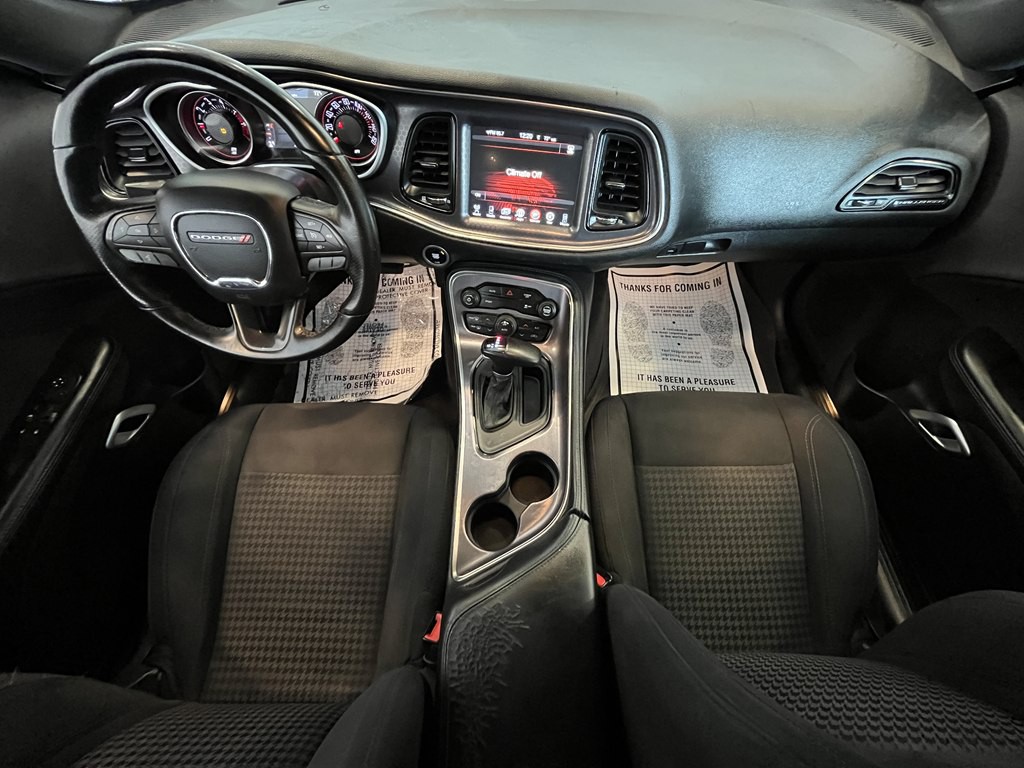 2017 Dodge Challenger Image 13