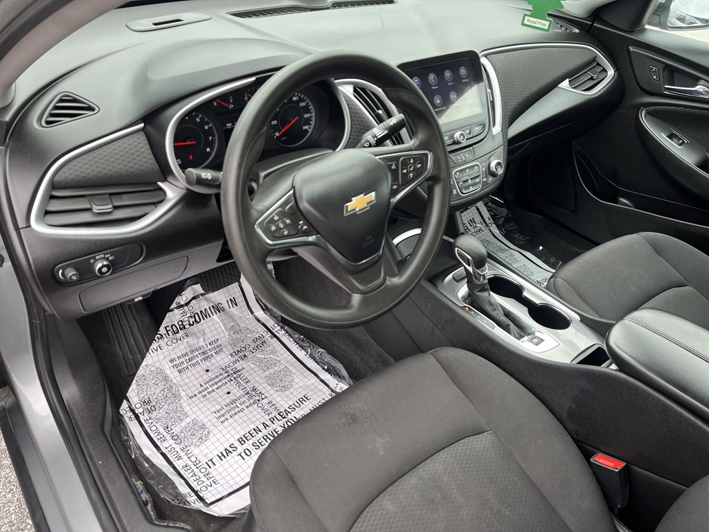 2023 Chevrolet Malibu Image 9