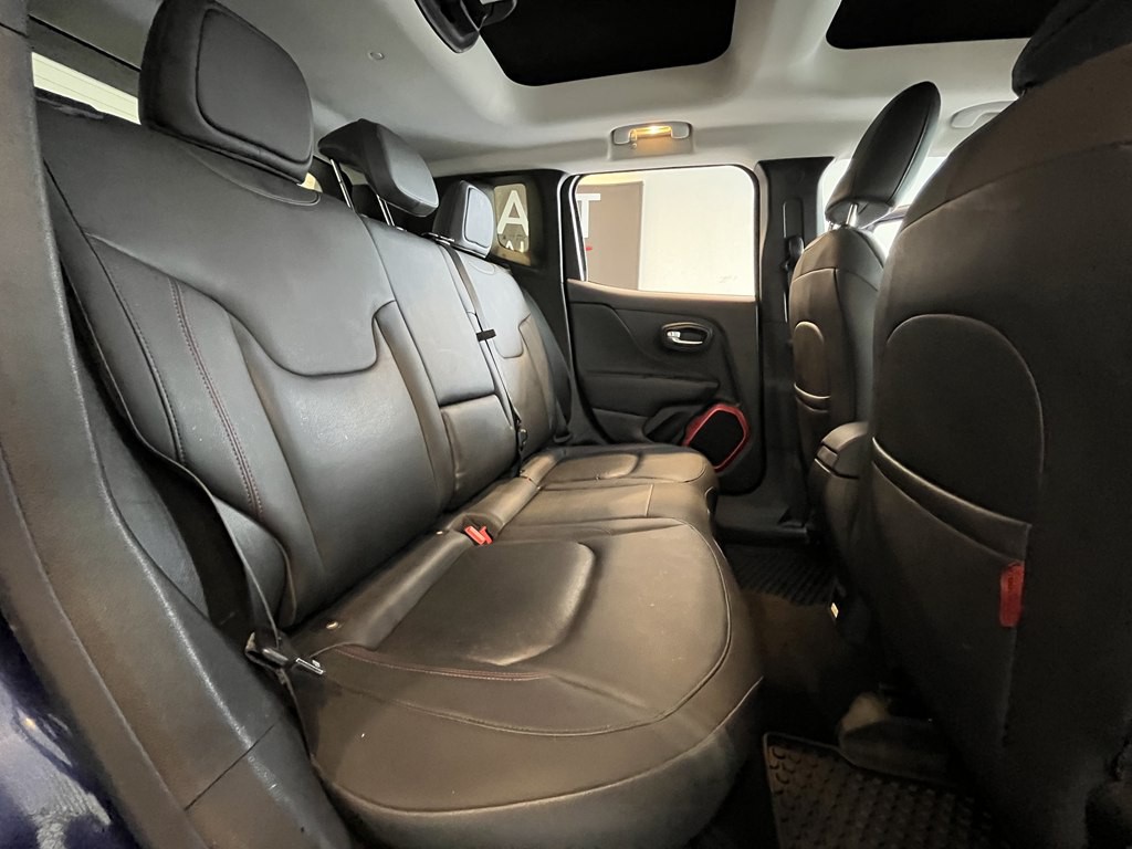 2017 Jeep Renegade Image 14