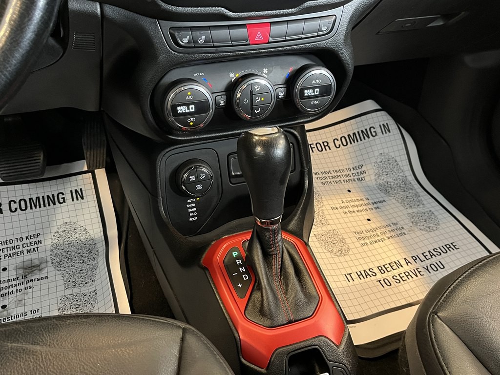 2017 Jeep Renegade Image 18