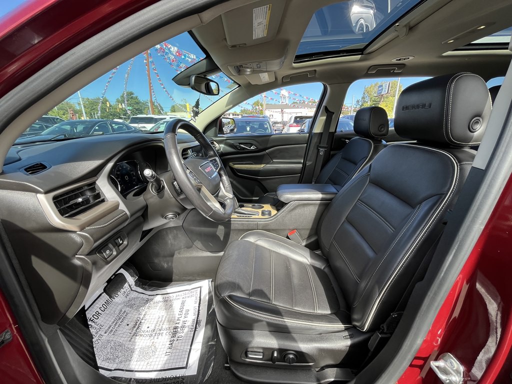 2018 GMC Acadia Image 8