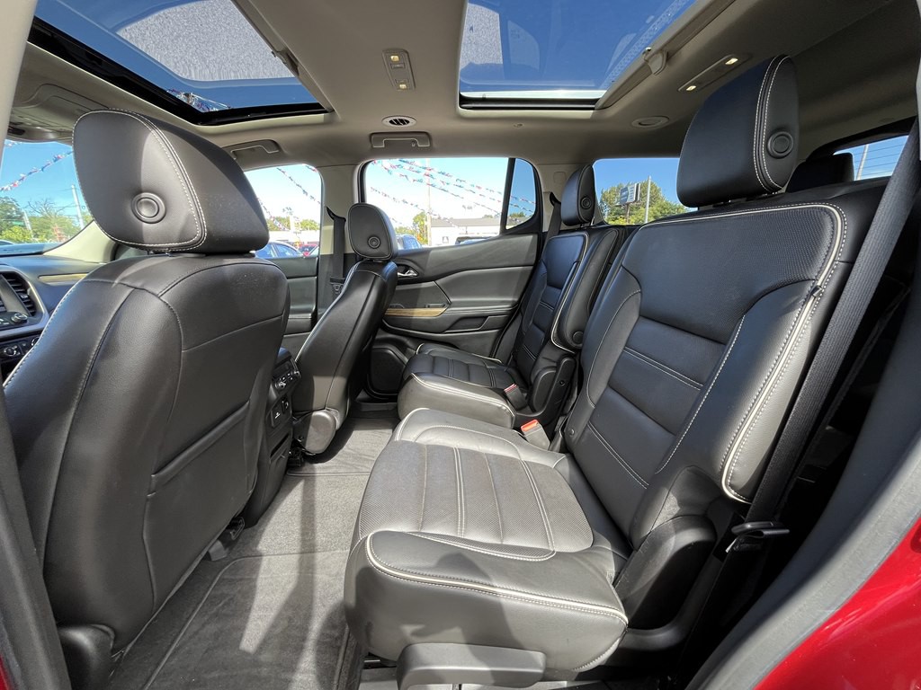 2018 GMC Acadia Image 12