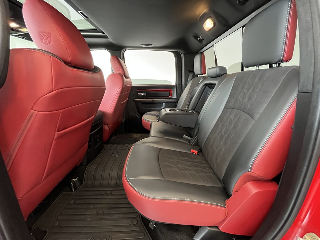 2015 RAM 1500 Image 12