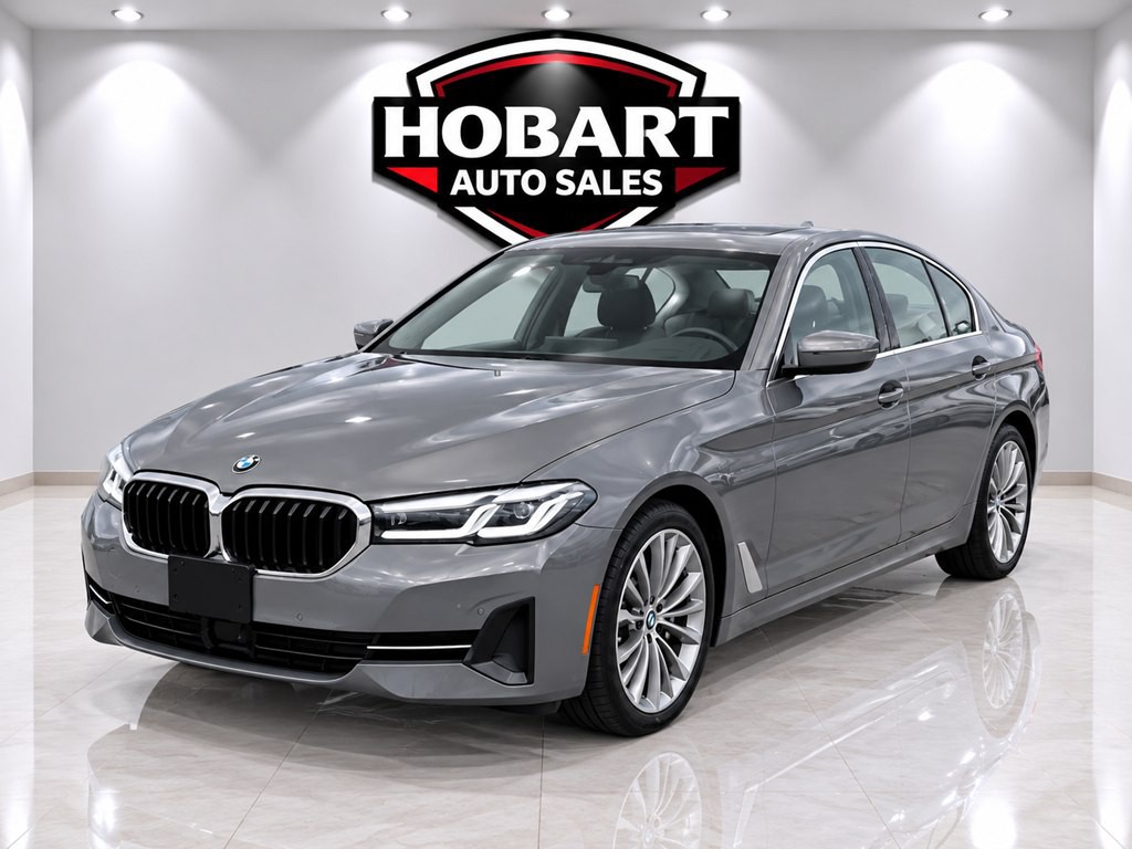 2022 BMW 5 Series Image 3