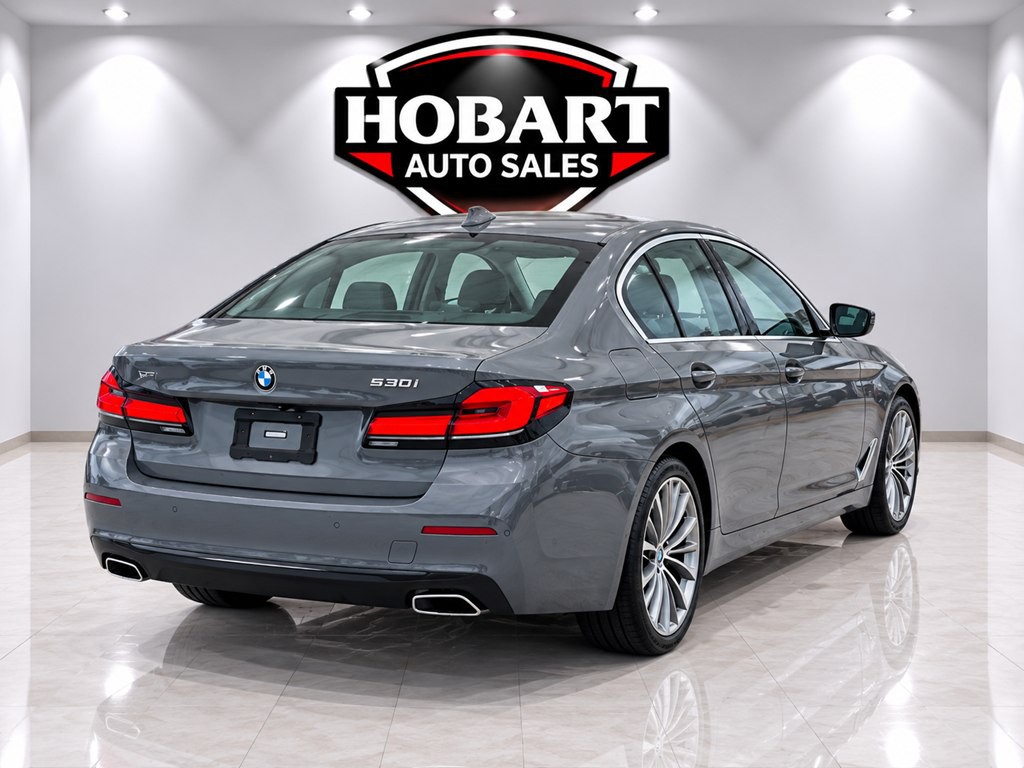 2022 BMW 5 Series Image 6