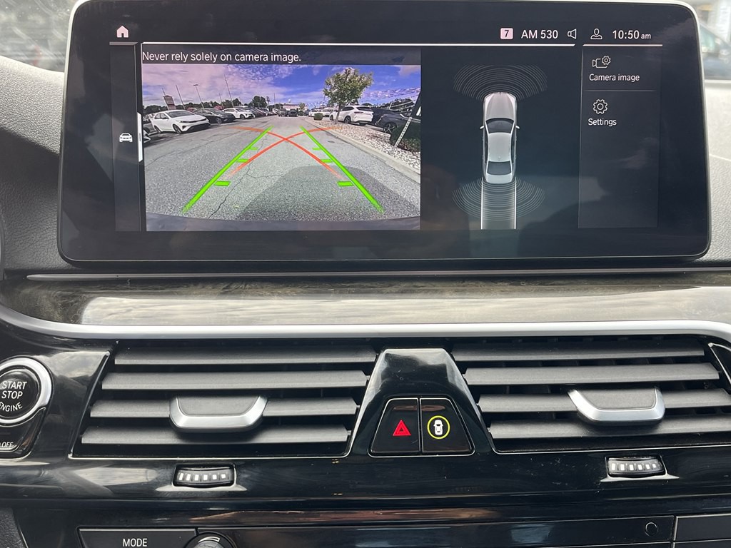 2022 BMW 5 Series Image 19