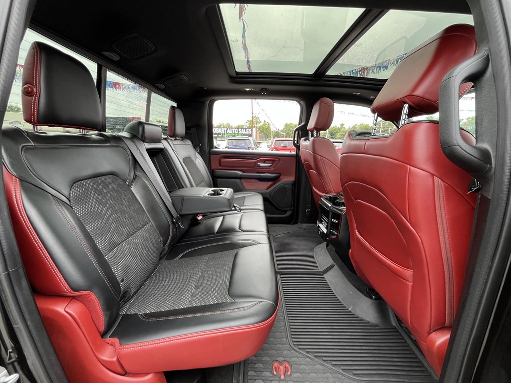 2019 RAM 1500 Image 16