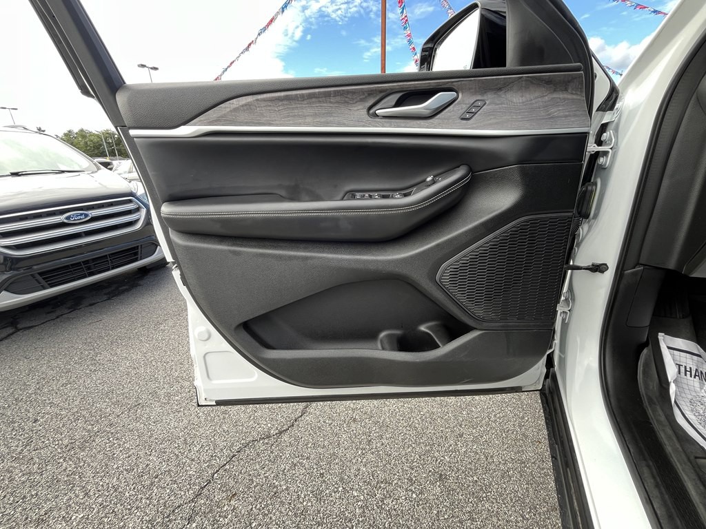 2023 Jeep Grand Cherokee Image 7