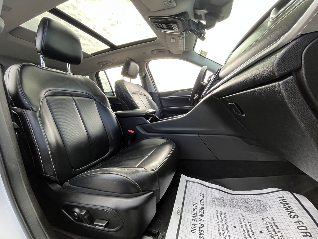 2023 Jeep Grand Cherokee Image 11
