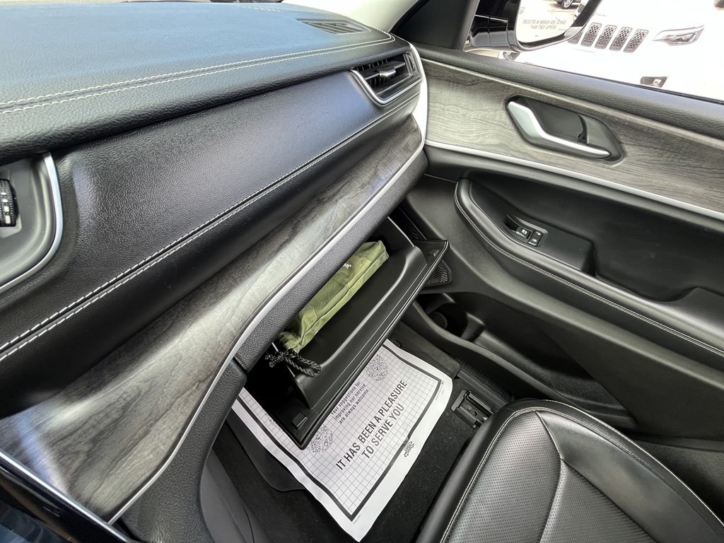 2023 Jeep Grand Cherokee Image 21