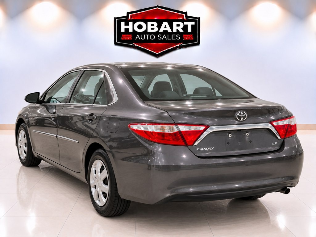 2017 Toyota Camry Image 4