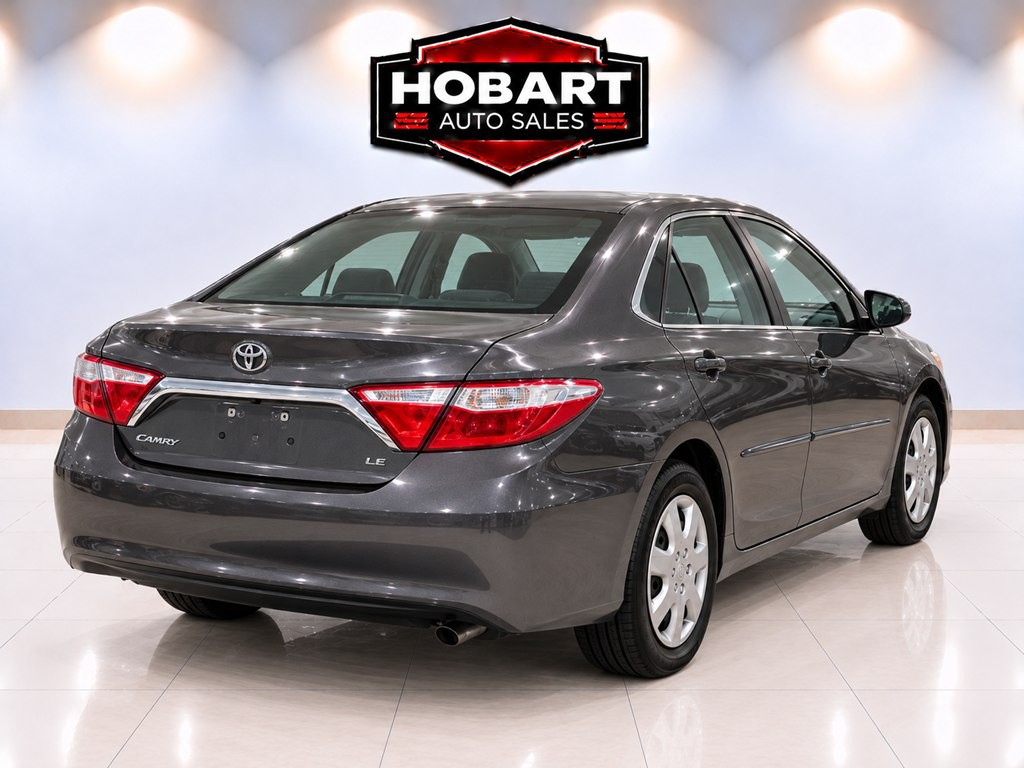 2017 Toyota Camry Image 6
