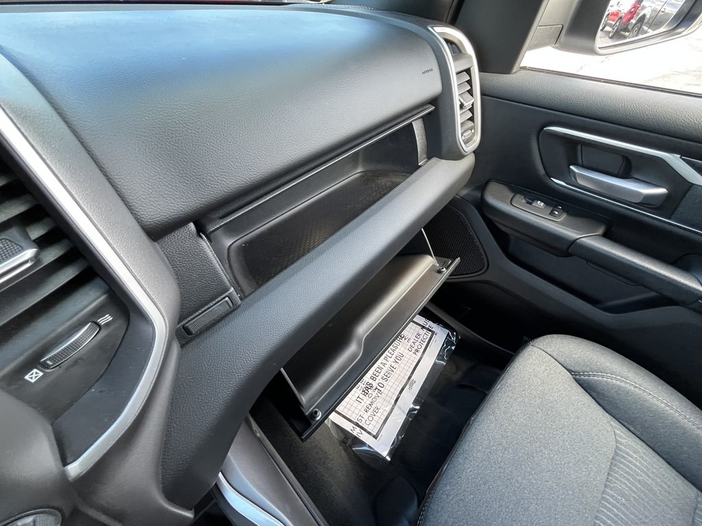 2022 RAM 1500 Image 18