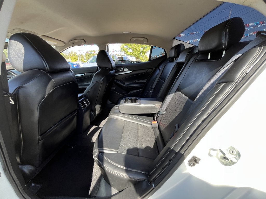 2023 Nissan Maxima Image 12