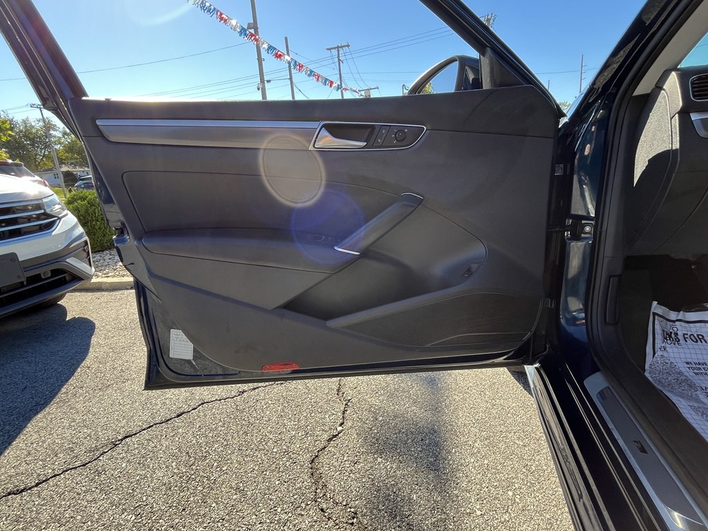 2018 Volkswagen Passat Image 7