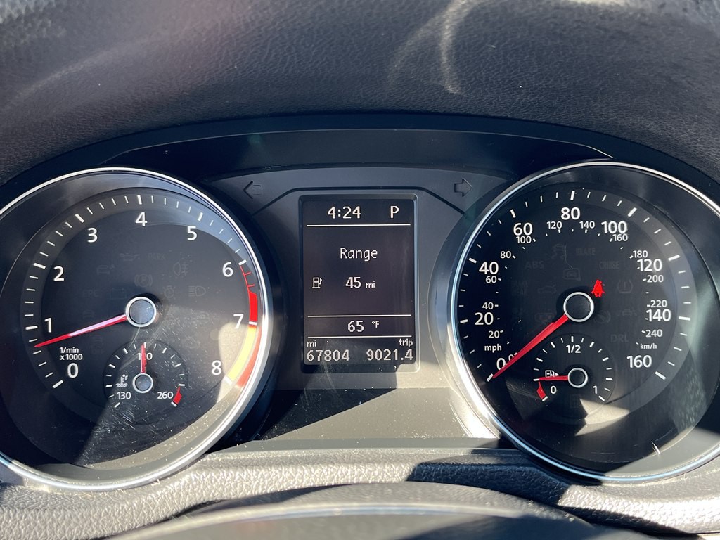 2018 Volkswagen Passat Image 23