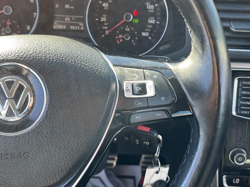 2018 Volkswagen Passat Image 27