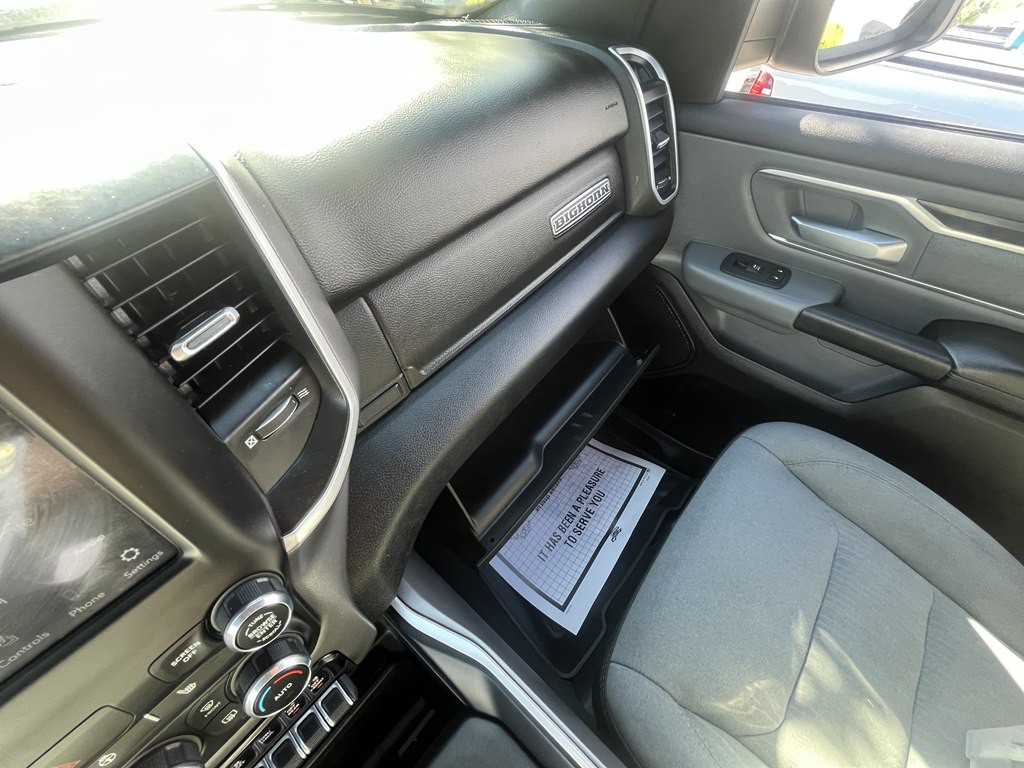 2021 RAM 1500 Image 17