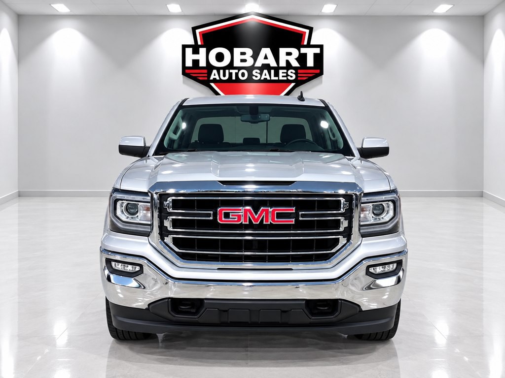 2018 GMC Sierra Image 2