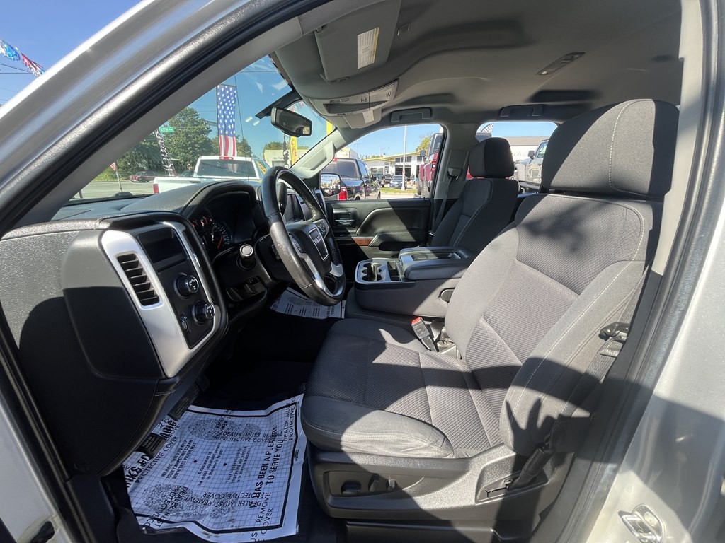 2018 GMC Sierra Image 8