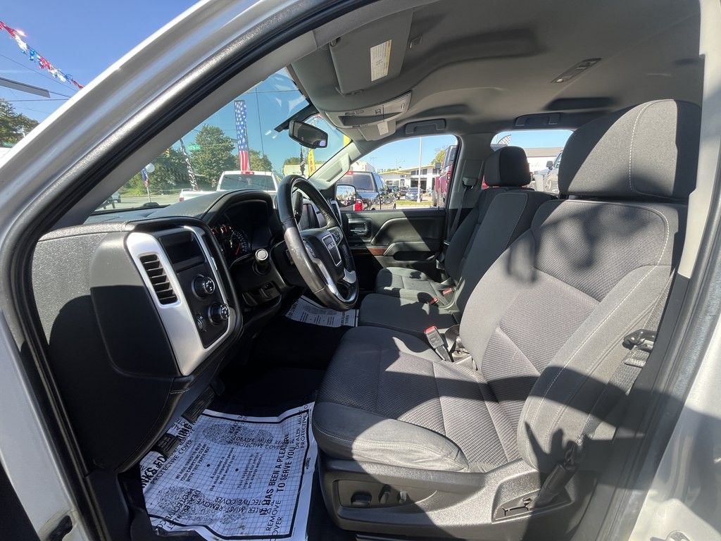 2018 GMC Sierra Image 9