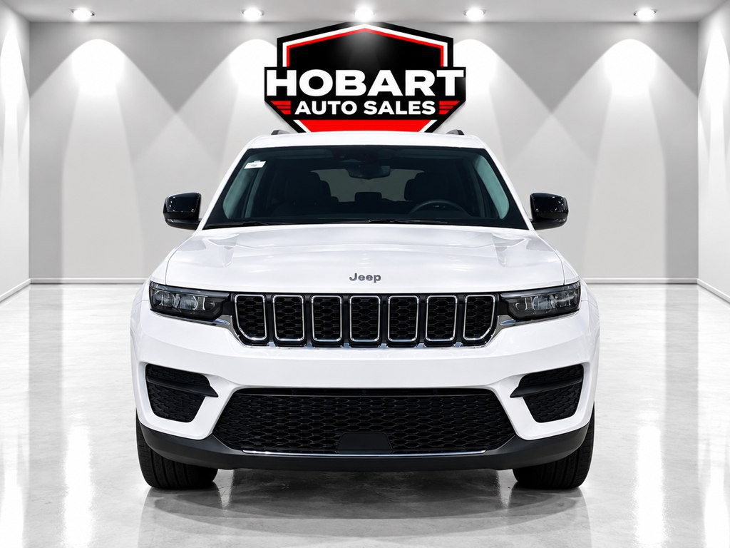 2023 Jeep Grand Cherokee Image 2